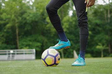 恭喜！中国女排又一位世界冠军入职大学当老师，素颜亮相肤白貌美（配图示意）